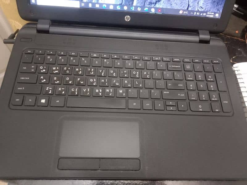 HP laptop AMD A8 available for sale 2