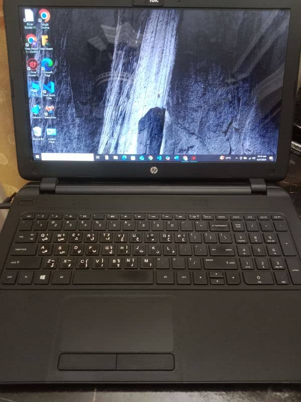 HP laptop AMD A8 available for sale 3
