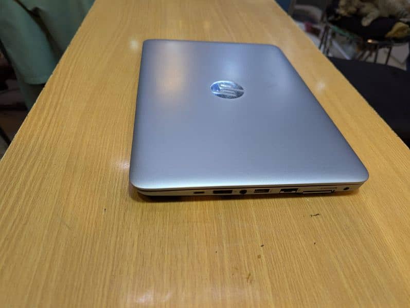 HP 820 G3 TOUCH I5 6TH GEN 8