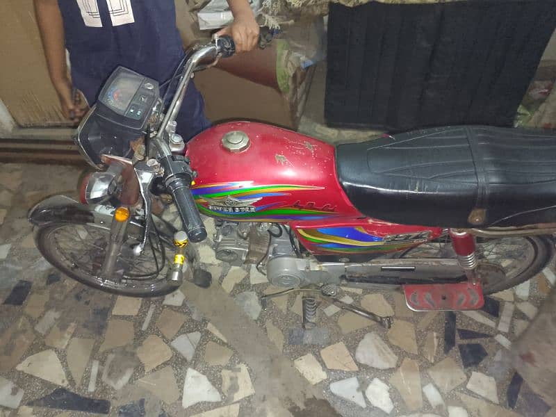 super star 70,cc china bike, only original book file not available 0