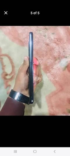 I am selling samsung a53 5g 6+6gb ram 128 gb memory, 1380g processor