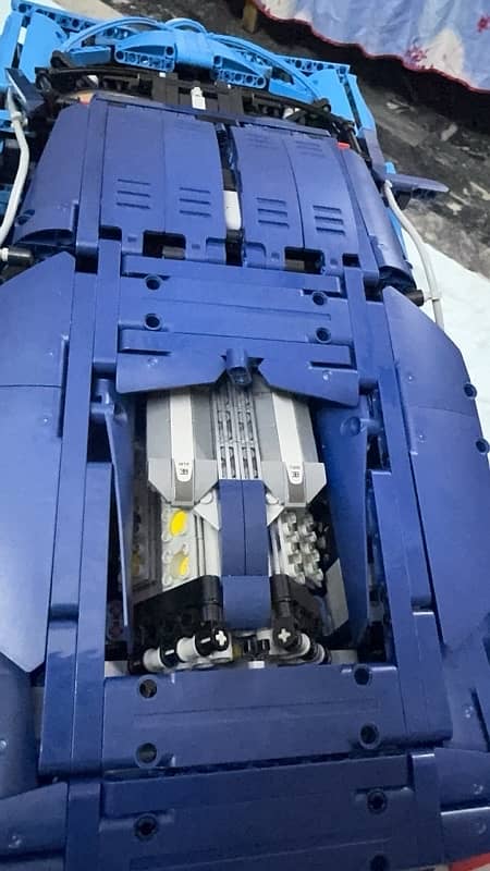 lego Bugatti Chiron 2