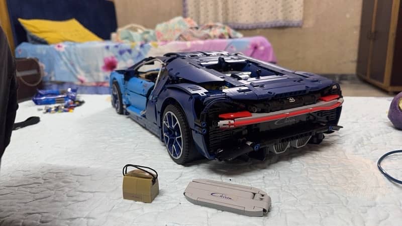 lego Bugatti Chiron 5