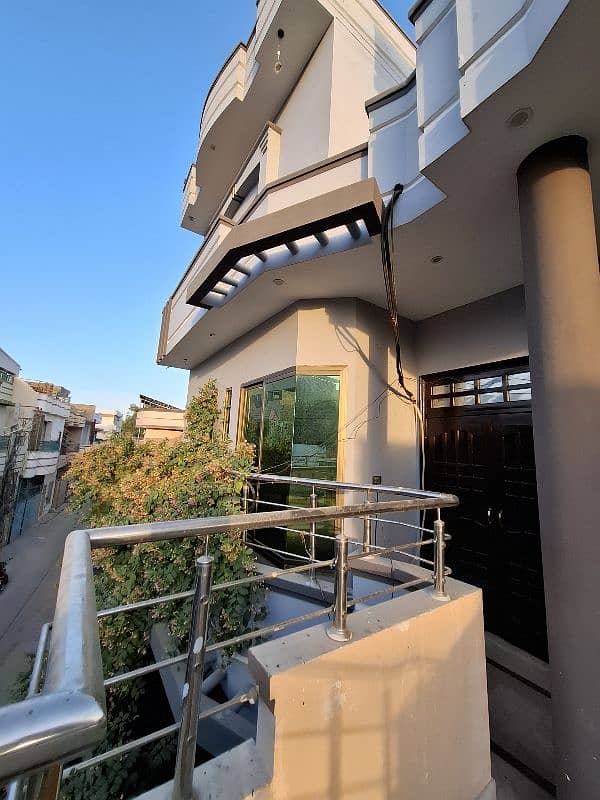 Fully Furnished Office for Rent 17