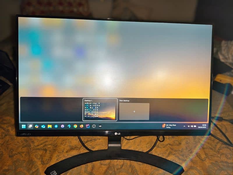 Selling my office hdmi latest monitors 6