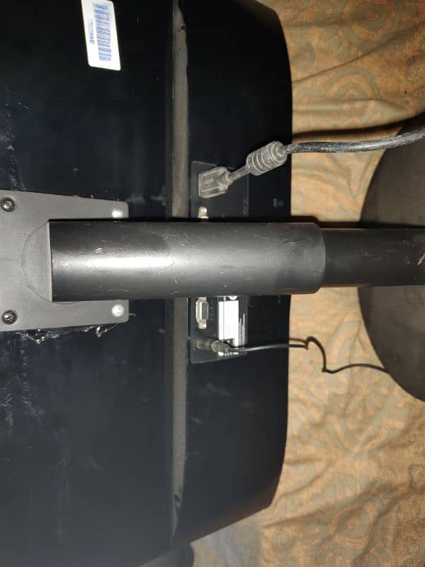 Selling my office hdmi latest monitors 8