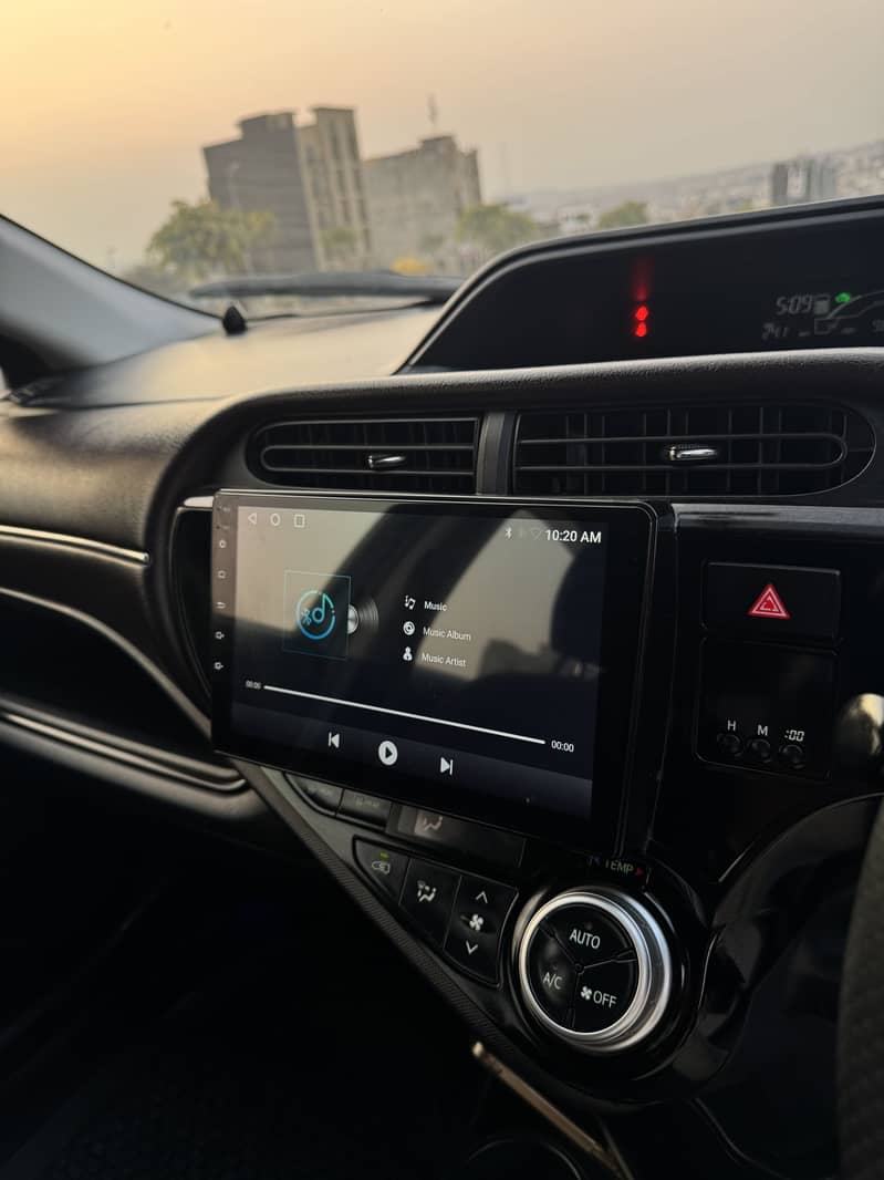 Toyota Aqua G led soft leather selection 8