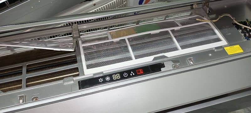 Gree G10 Inverter ac 2 ton 3
