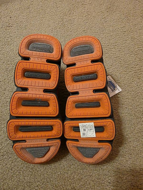 orignal sketchers shoes 3
