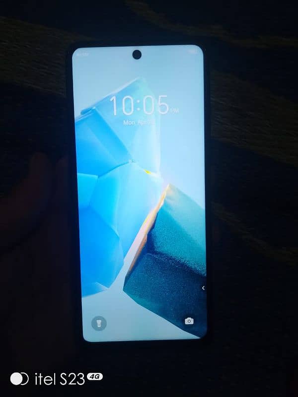 Infinix Hot 30 8+8/128 4