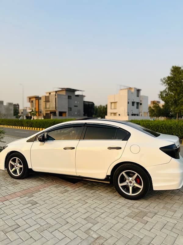Honda Civic Prosmetic 2013 4