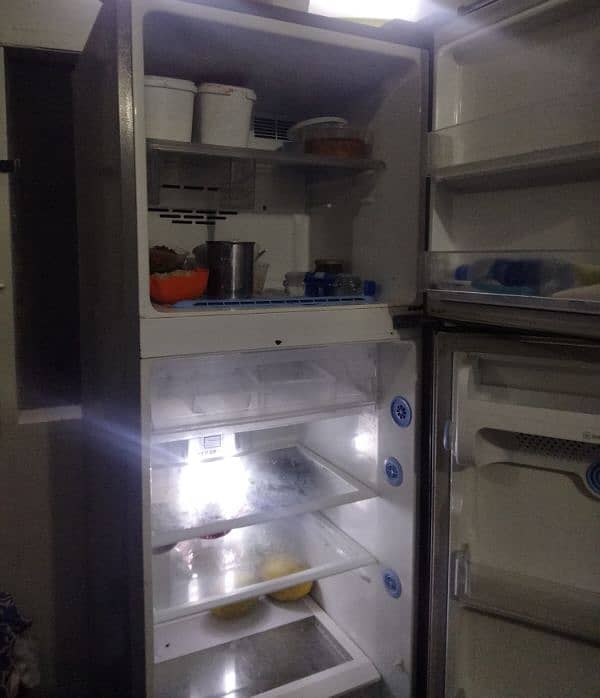 REFRIGERATOR Sale 4