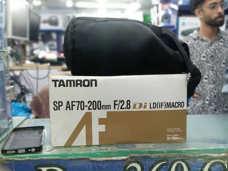 | Tamron 70-200mm F/2.8 for Nikon mount 6