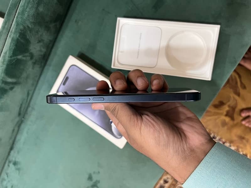 iphone 15 pro max 256gb (jv) 6