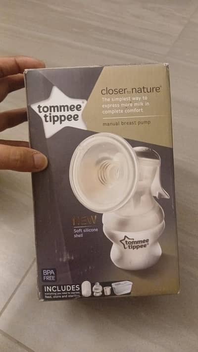 2 brand new branded Breast feeding Pumps Haka & Tommiee tippee