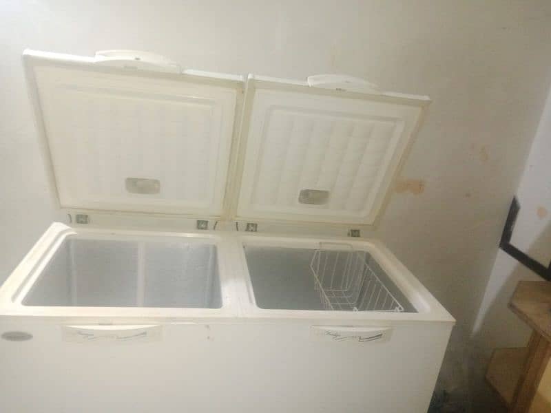 Waves Deep freezer (345_3864_641 0