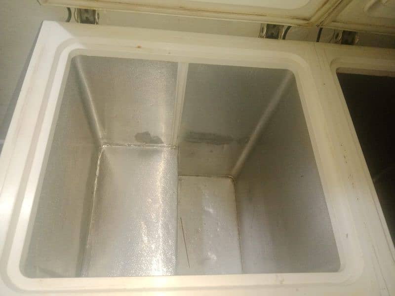 Waves Deep freezer (345_3864_641 5