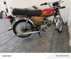 Unique bike Model 2025 Running  882 km Open file. best condition