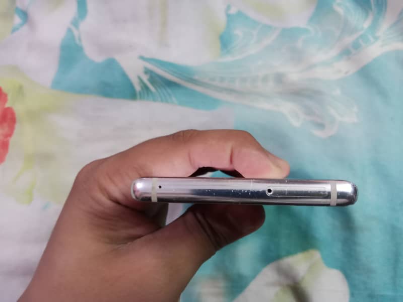 Samsung Mobile Note 8 pta approved 5