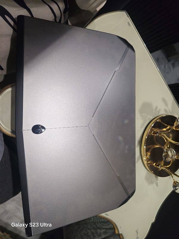 Alienware corei7 4 gen 16gb ram 512 gb ssd 4 nvidia graphic card 4