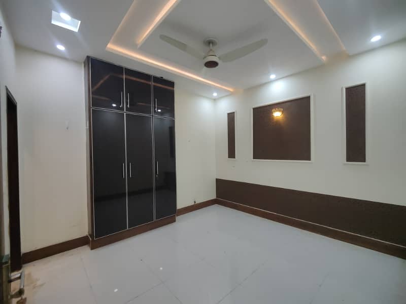Two Bedroom Apartment Is Up On Rent 0