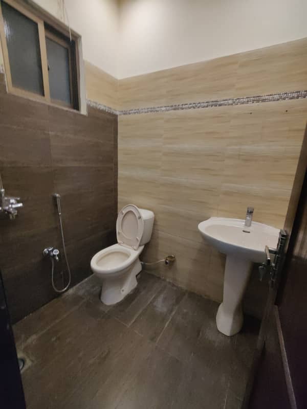 Two Bedroom Apartment Is Up On Rent 3