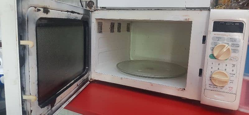 Dowlance microwave oven 35 Litre for sale 0