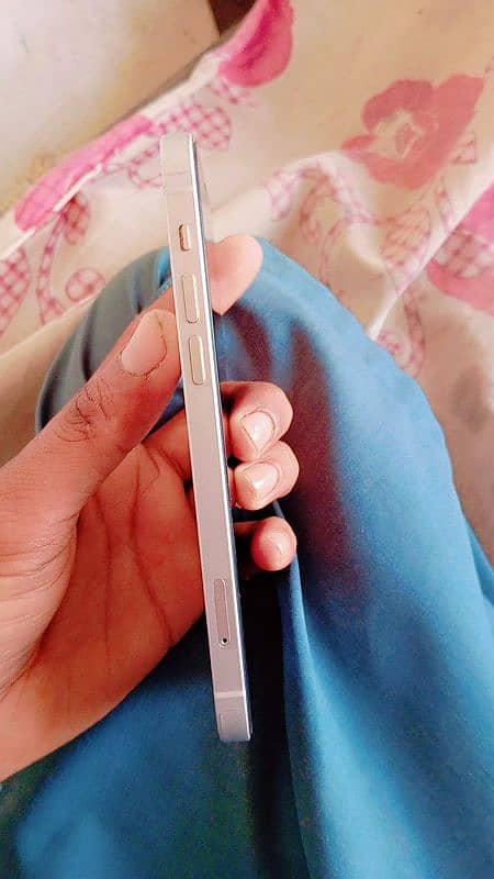 Iphone 12 (64 GB) JV non pta 4