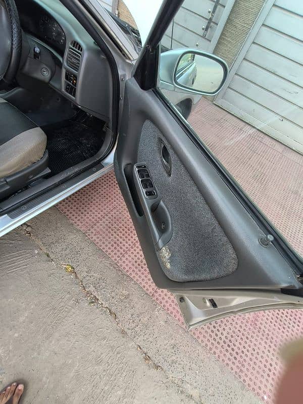 Suzuki Baleno JXR 2000 8