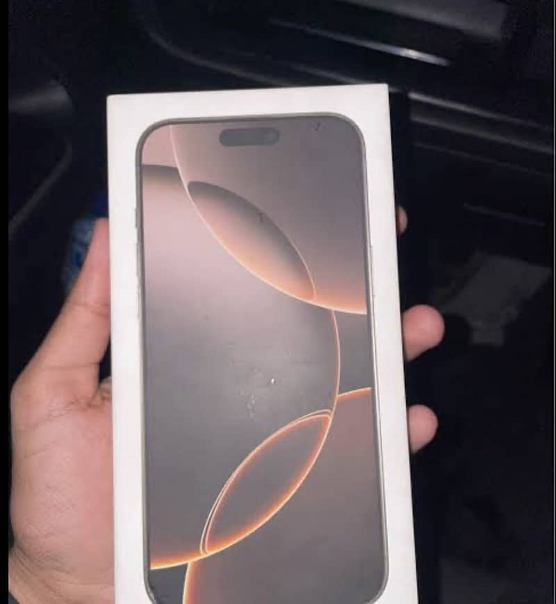 iPhone 16 pro 265 GB box pack natural titanium 0