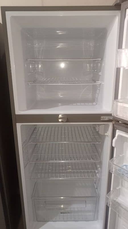 Haier Fridge for sale Medium size 1