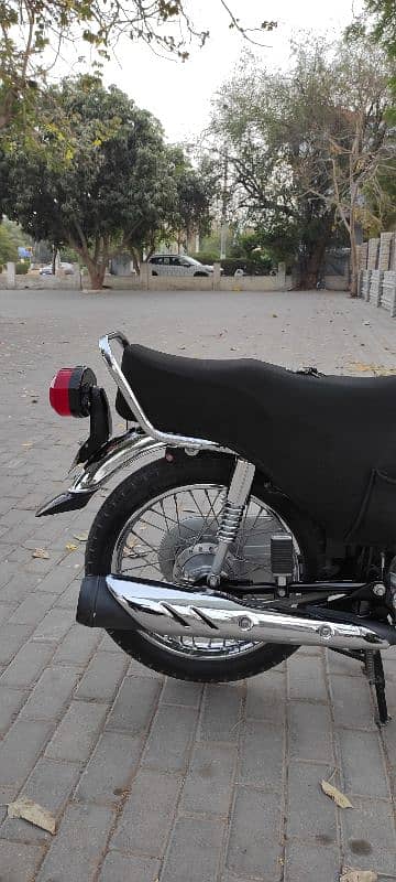Honda cg 125 2023 double saman (red)brandnew bike 8