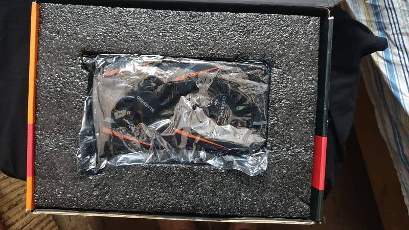 Radeon rx560 4gb gigabyte 1