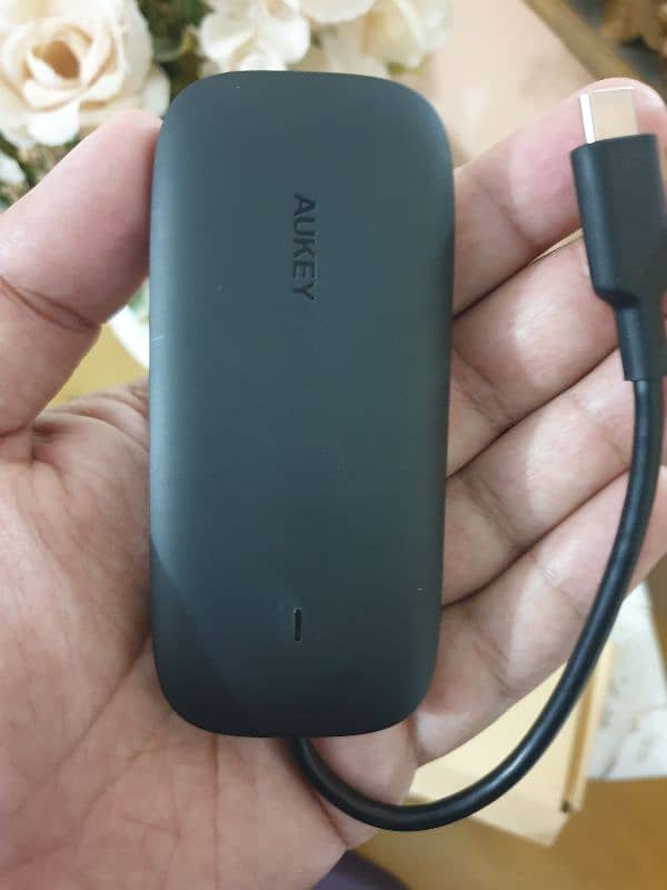 Aukey 4K HDMI 7-in-1 USB-C Hub MacBook Air 2018 MacBook Pro /2017/2018 16