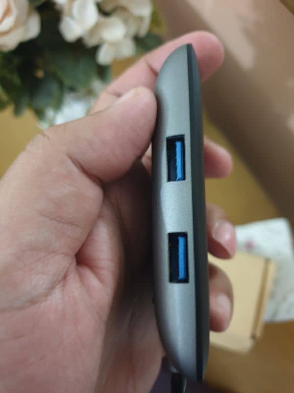 Aukey 4K HDMI 7-in-1 USB-C Hub MacBook Air 2018 MacBook Pro /2017/2018 17