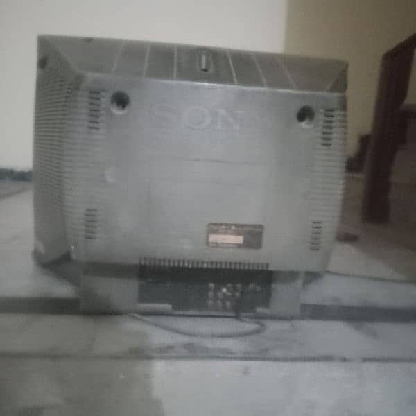 Sony TV in good condition 2