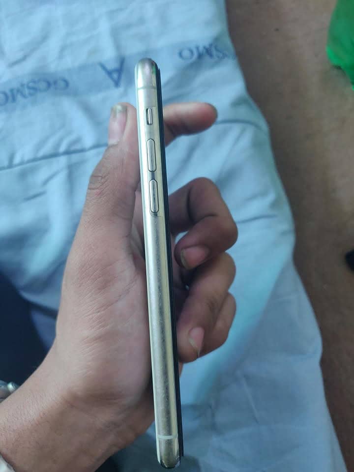I phone 11 pro non pta 6
