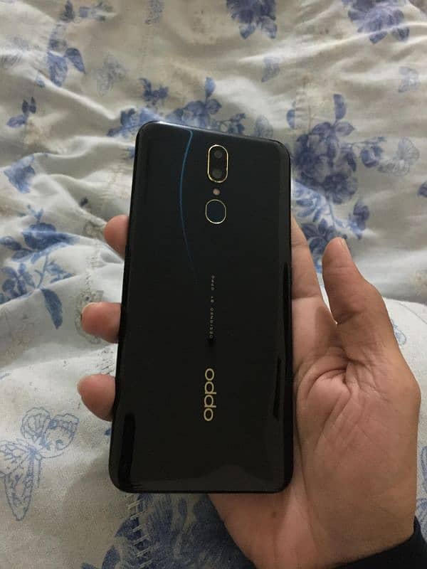 oppo f11 3