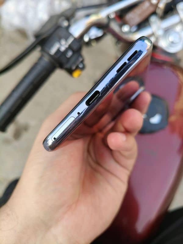 Oneplus 9 10/10 full ok phone ha only kit. 2