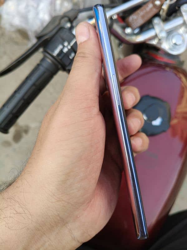Oneplus 9 10/10 full ok phone ha only kit. 5