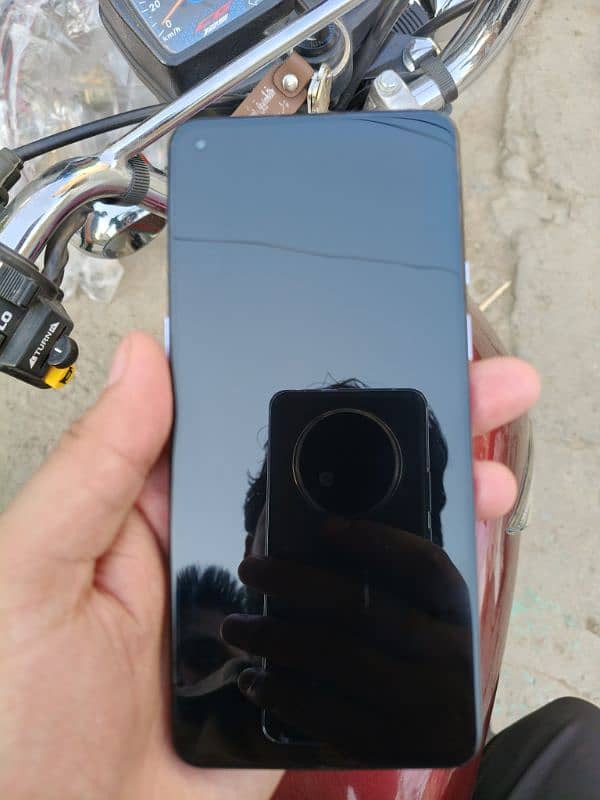 Oneplus 9 10/10 full ok phone ha only kit. 7