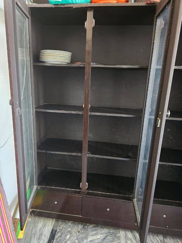 Wooden Showcase is for sale in good condition. 2