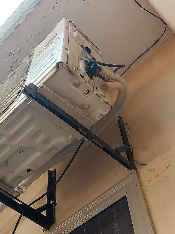 very good condition sada aisi hai inverter Nahin 03007879342 Kenwood 3