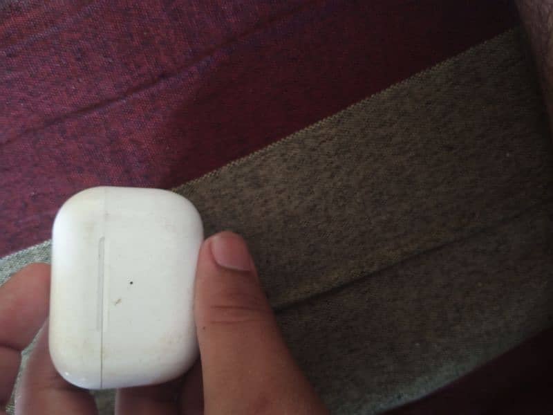 Apple airpode pro (3rd generation). 3