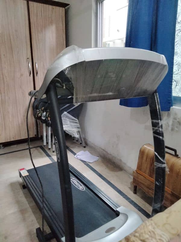 Electric treadmill 0