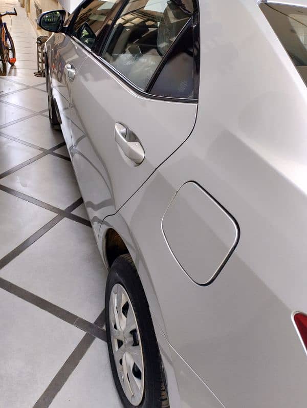 Toyota Corolla GLI 2016 end GLI new key manual full orignal guranted 8