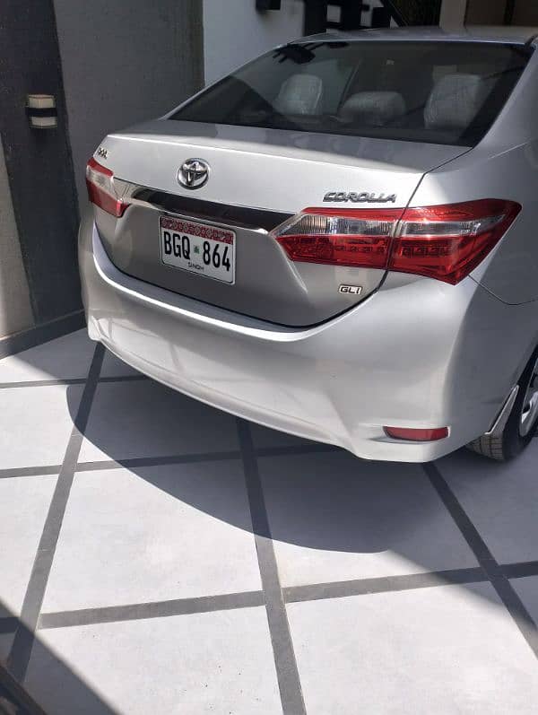 Toyota Corolla GLI 2016 end GLI new key manual full orignal guranted 15