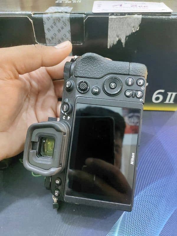 Nikon Z6 ii body like new 7