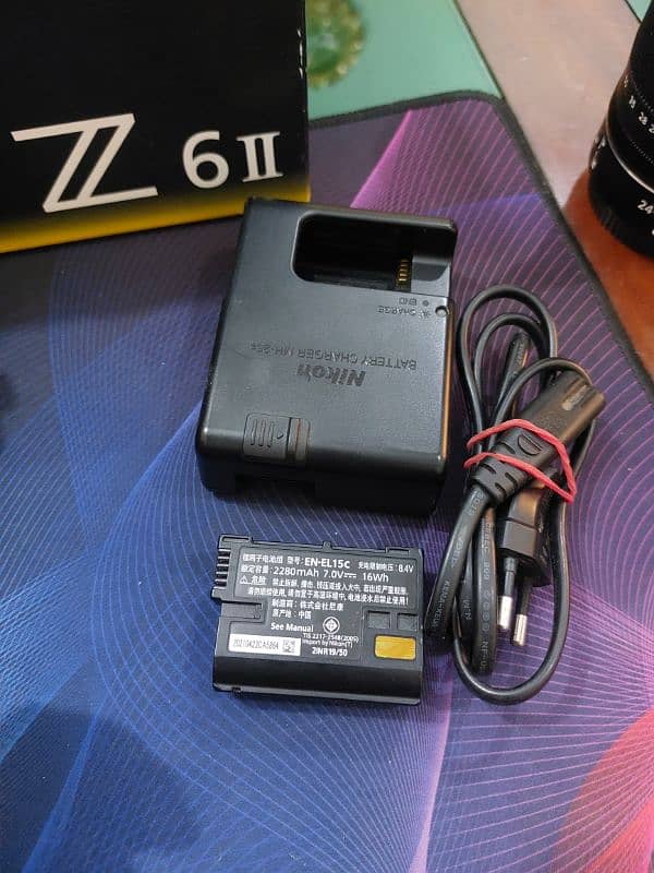 Nikon Z6 ii body like new 12
