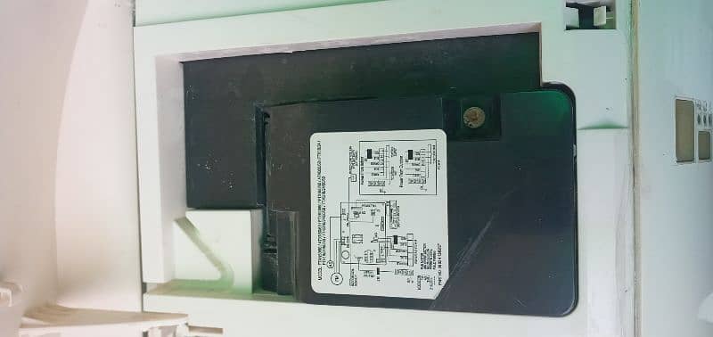 daiken dc inverter 1.8 ton 4